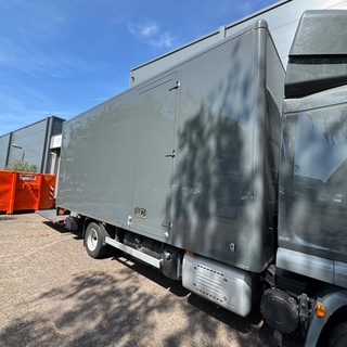Vrachtwagen, DAF, LF 180 FA, grijs, 2016