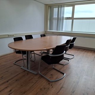 Vergadertafel met 6x stoel