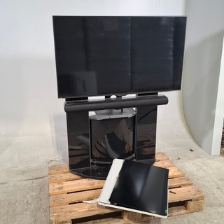 Monitor op standaard en 1x monitor (defect), Panasonic, TX-48CX400E