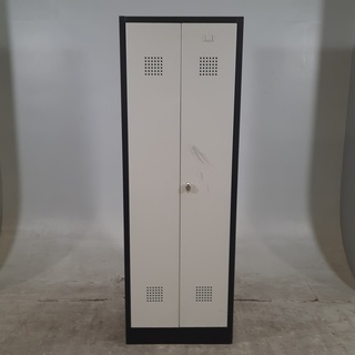 8x Lockerkast