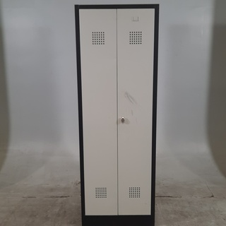 8x Lockerkast