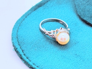 Zilveren ring met grote akoya parel