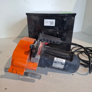 Muursleuvenzaag – 40mm – 230V MTD, SD1500, bouwjaar 2017