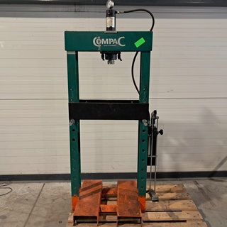 Werkplaatspers  16 Ton, Compac