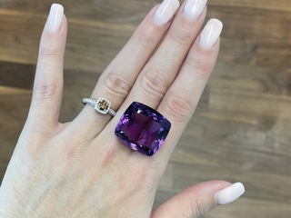 Amethist – Bijzonder grote Amethist van 50.11 carat