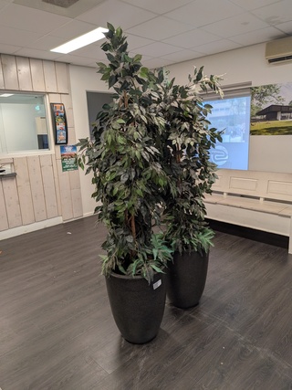 2x Kunstplant in pot