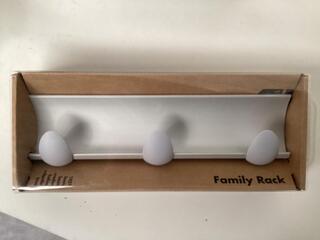 Ca. 15x Handdoek haken Tiger, family rack