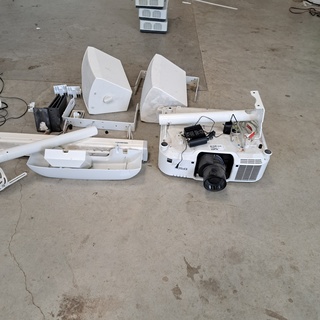 Laserbeamer set voor aula Epson