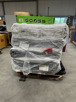Divers vloerverwarmings materiaal, Rehau En Warpsystems
