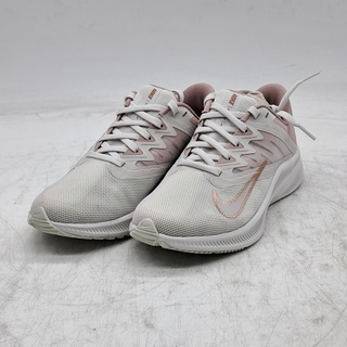 Ca. 15x Paar schoenen, Nike, O.a. WMS Quest 3 CD0232-003