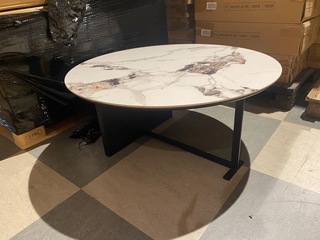 Salontafel, cryolite