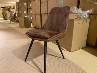Set van 6 eetkamerstoelen, rust