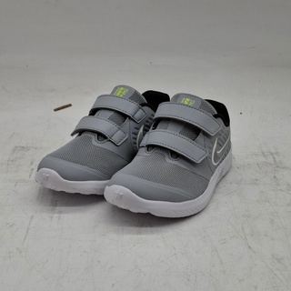 6x Paar schoenen, Nike, O.a.  Quest 3 CD0230-004