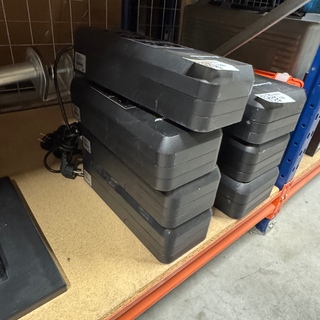 3x UPS stekkerdoos BlueWalker, PowerWalker VFD 800 APFC