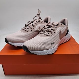 Ca. 10x Paar schoenen, Nike, O.a. Renew Run CK6357-009