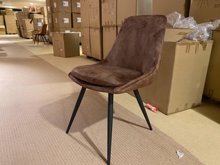 Set van 6 eetkamerstoelen, rust