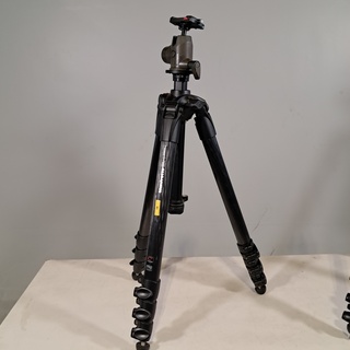 2x Camera statief, Manfrotto, O.a. MT057C4