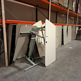 Ca. 36x Bureau