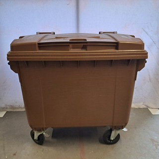 2x Rolcontainer, EuroSintex, Bruin, 2015