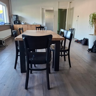 Kantinetafel met 9x diverse stoel