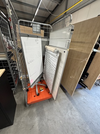 3x Whiteboard en 2x flipover