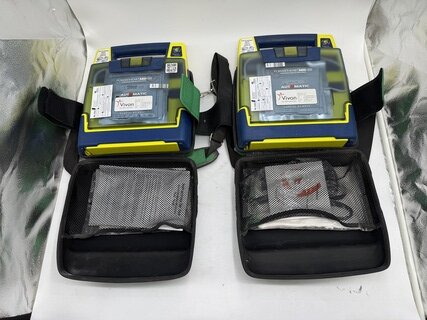2x AED, Cardiac Science / AIVIA, Powerheart AED G3