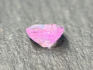 Edelsteen – 1.28 carat pink sapphire