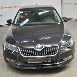 37-DMH-5 SKODA SUPERB, SKODA