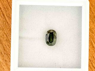 Saffier – 1.94 carat natuurlijke groene saffier