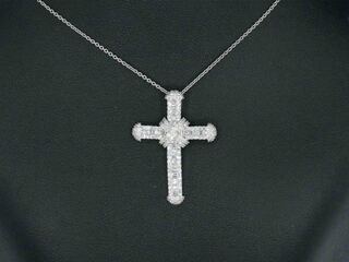 Witgouden kruishanger met diamanten, excl. ketting