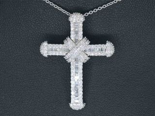 Witgouden kruishanger met diamanten, excl. ketting