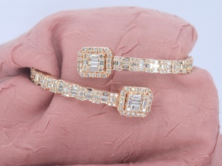 Rosegouden armband met diamanten