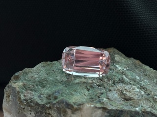 Edelsteen – 14.83 carat natuurlijke kunziet