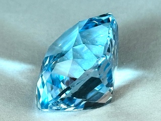 Edelsteen – 38.61 carat blauwe topaas
