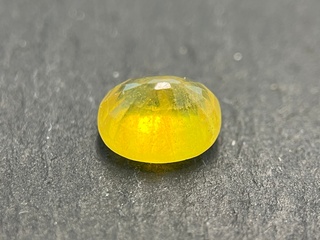 Edelsteen – 3.30 carat natuurlijke gele saffier
