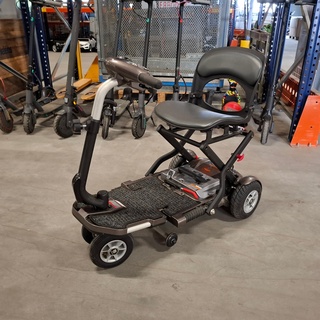 8x Step,  2x Hooverboard en opvouwbare scootmobiel, O.a. Technozom, Ai
