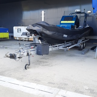 Rib rubberboot met Volvo Penta D4 260 en Pega ZB3500 trailer, Duarry,