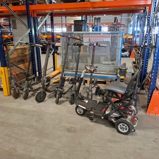 8x Step,  2x Hooverboard en opvouwbare scootmobiel, O.a. Technozom, Ai