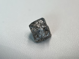 Diamant – 4.56 carat carat echte ruwe diamant – oktaeder vorm