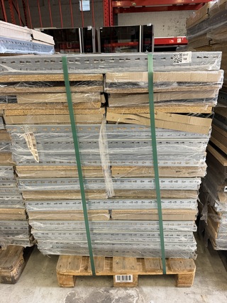 32x Stellingkast draagkracht per legplank 265 kg Toom