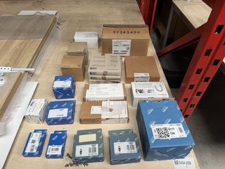 Ca. 20x Sanitair en installatiemateriaal, W.o. Grohe, Geberit