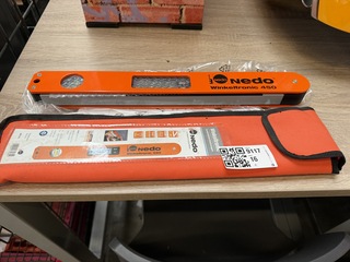 Digitale hoekwaterpas met hoes, Nedo, Winkeltronic 450