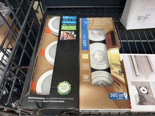 Partij verlichting w.o. spotjes