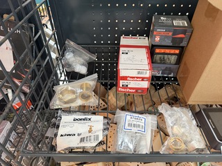Partij w.o. bouwmarkt artikelen, woonaccessoires W.o. Honeywell, Fisch