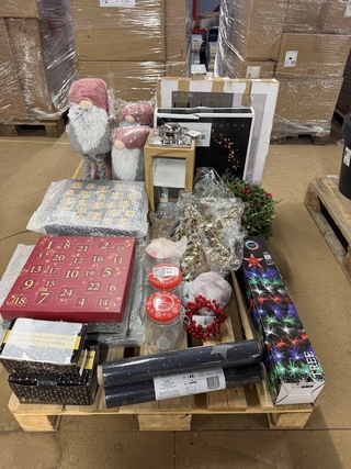 30x Kerstartikelen w.o. kerstpoppen, kerstboom, lantaarn, kransen