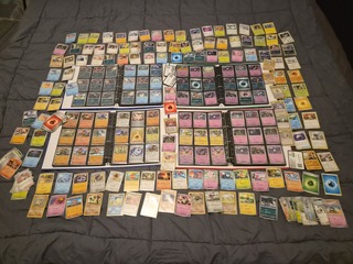 Grote Pokémon collectie met vintage kaarten en 4 verzamelmappen