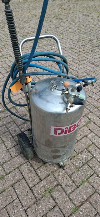 Dibo, Dibo schuimtank