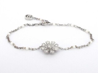 GUCCI “Flora” witgouden armband met diamanten en parels