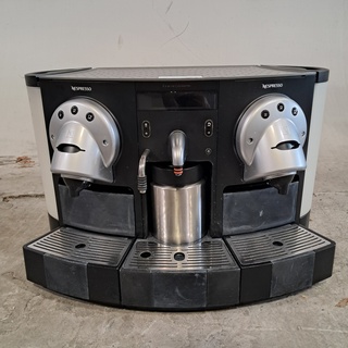 Koffiezetapparaat, Nespresso, 702/CS220