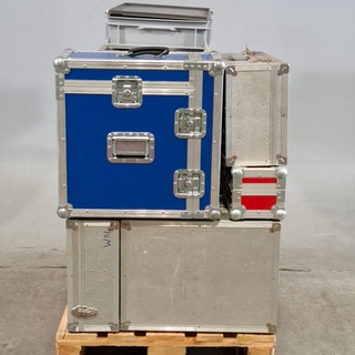 Partij flightcases met inhoud